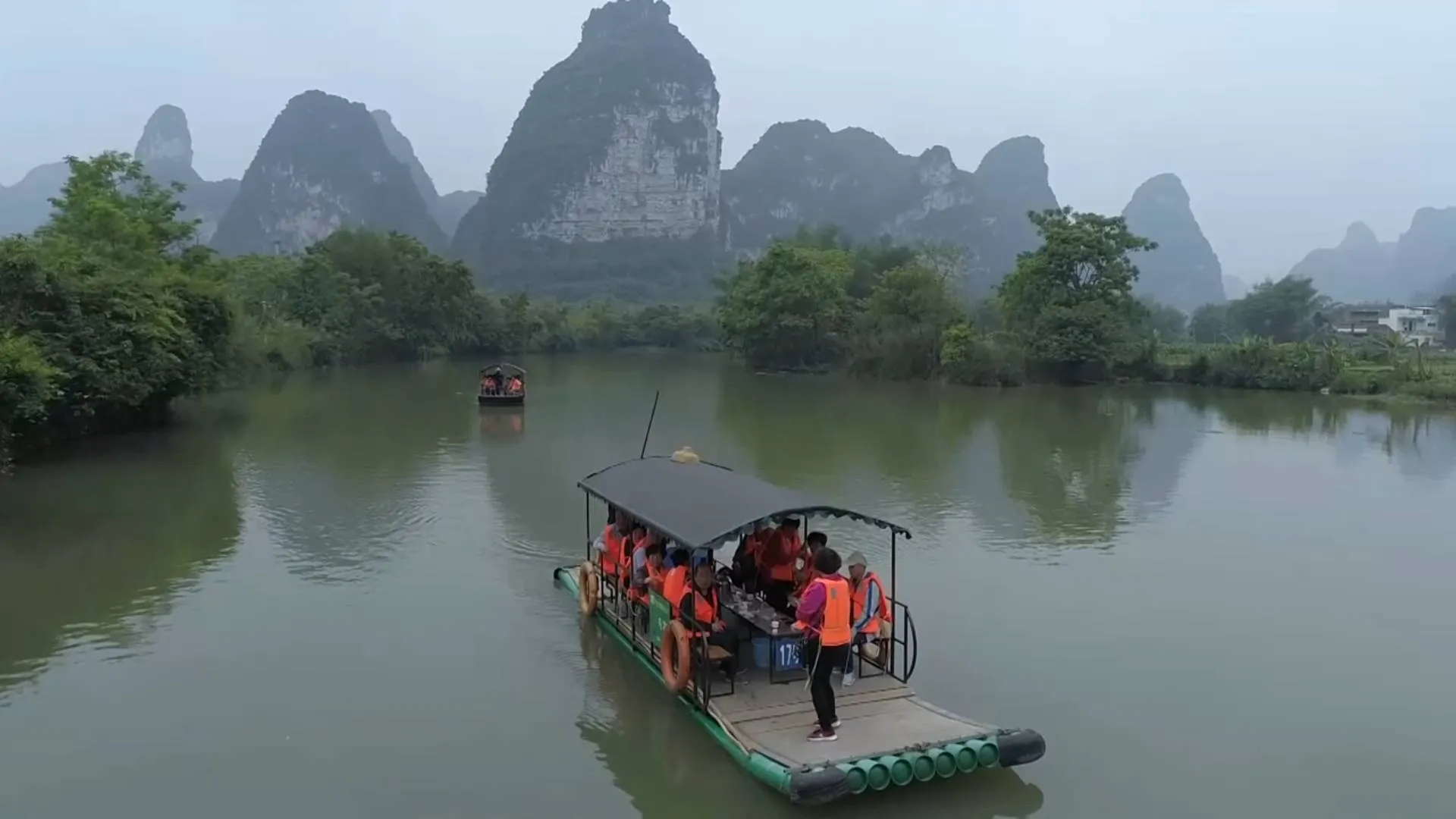 网友绘制《剑星》版宇宙机器人，翘臀设计亮了！