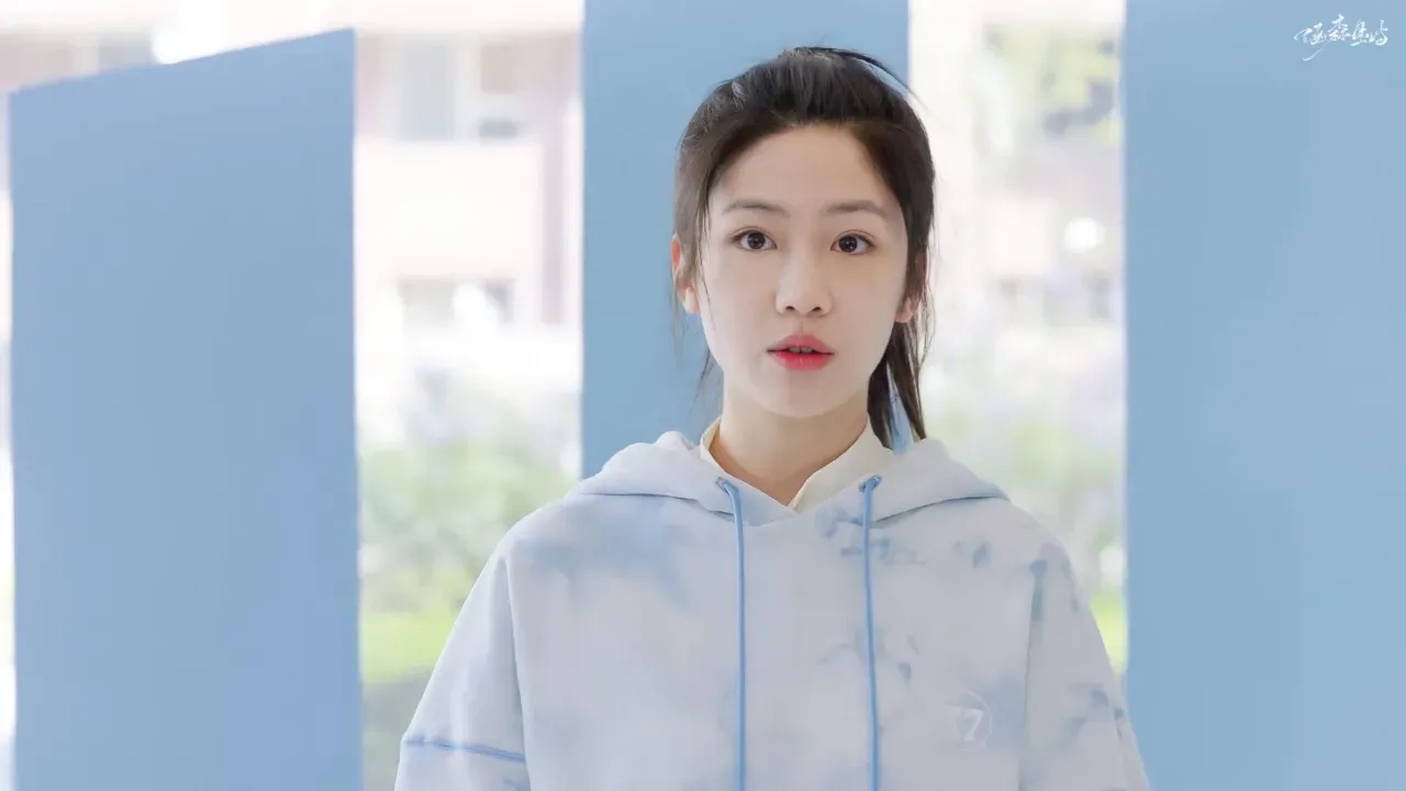 《妮姬》大雷新角色曝光！丰满少女吐舌露肚